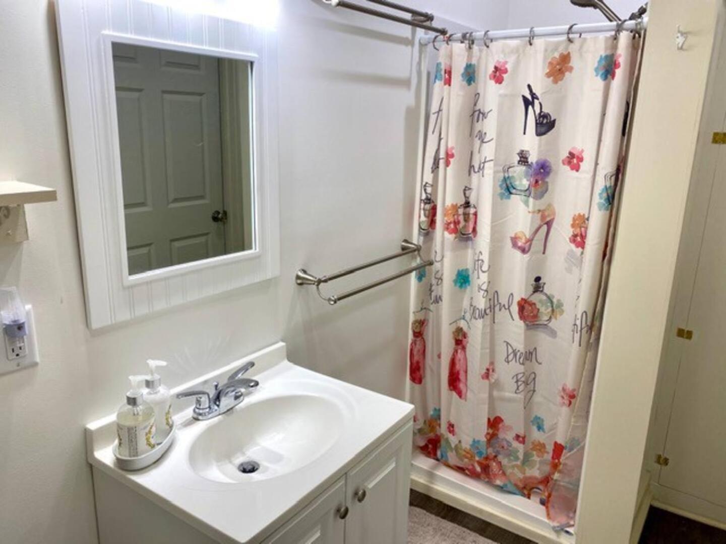 Water Street Apartments Williamstown Extérieur photo