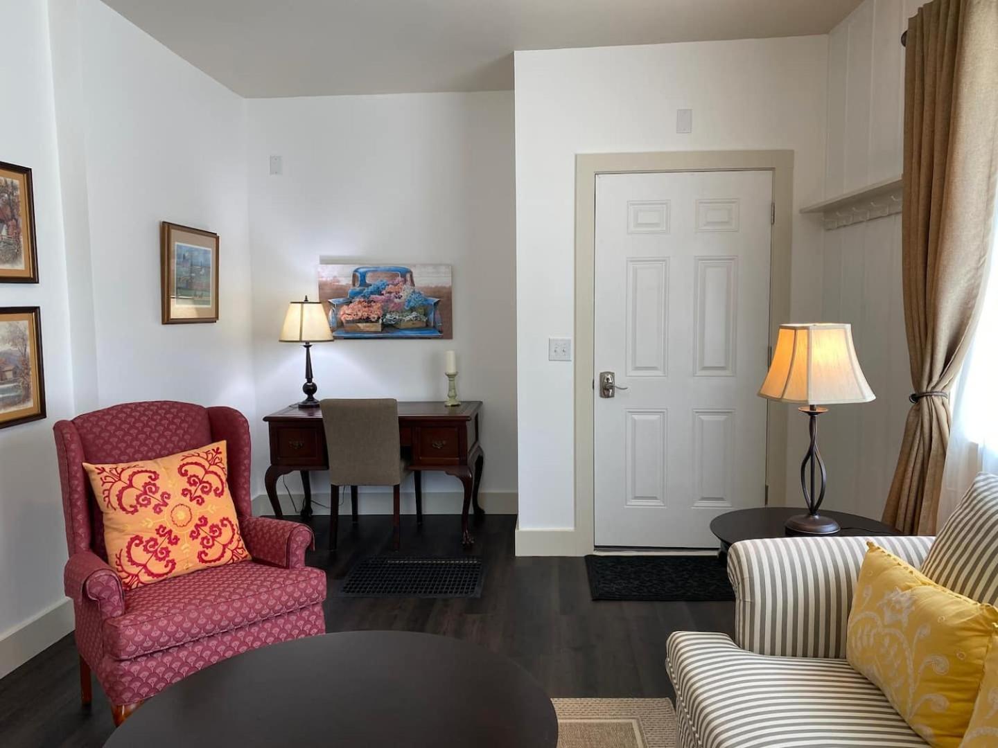 Water Street Apartments Williamstown Extérieur photo