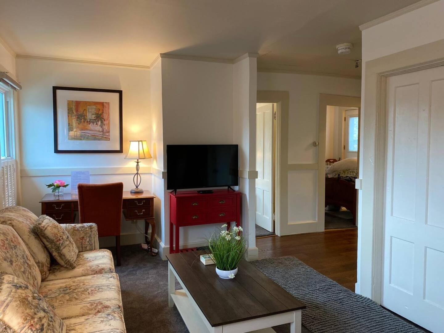 Water Street Apartments Williamstown Extérieur photo